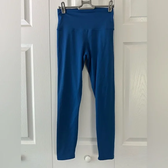 Blue women’s activewear leggings, sz 8/L - Picture 1 of 3
